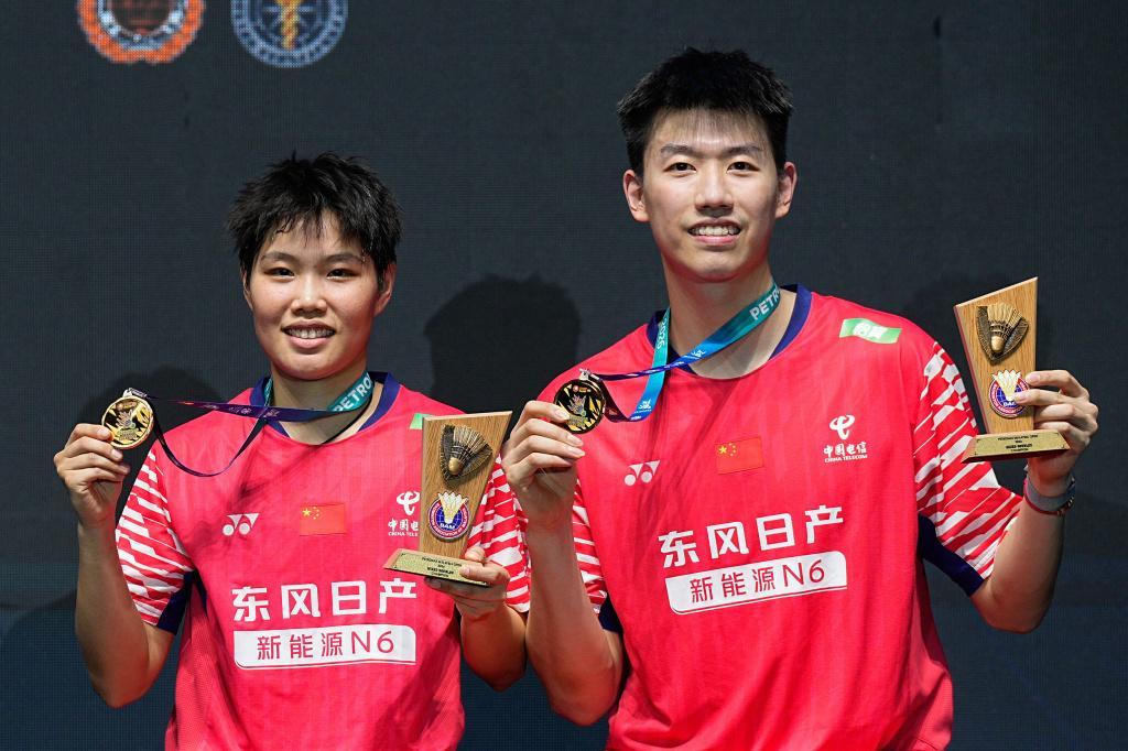 杏彩体育官方-新赛季首站留下伤退遗憾，国羽的2026依然值得期待